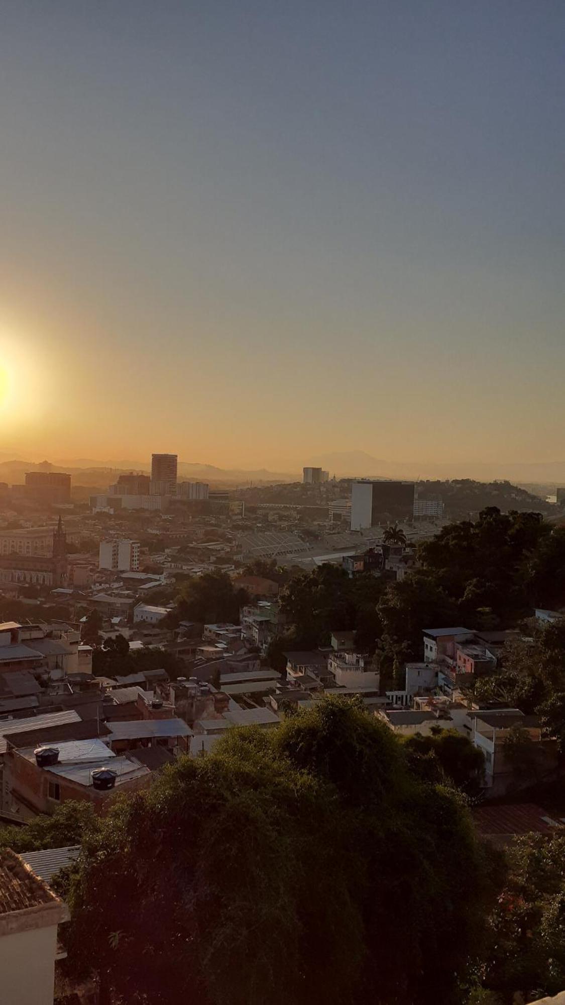 Luminoso E Arrejado Rio de Janeiro